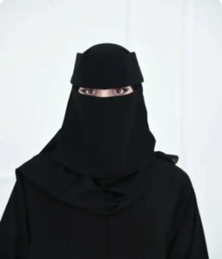 نقاب مقوى قصير بردة